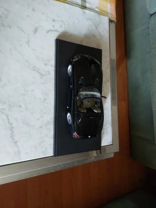 Dodge Viper RT/10 Burago 1/18+Vitrina Metacrilato