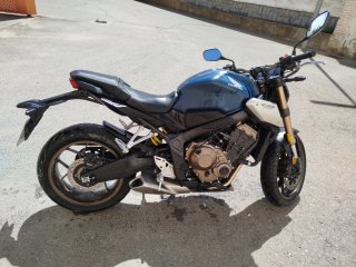 Honda CB650R Azul/Plata Naked limitada para el a2