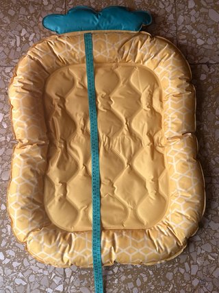 Cama refrescante para mascota piña