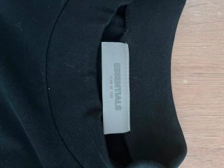Camiseta Essentials Negra Talla S