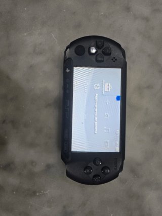 PSP Street E1004 Nera - Senza Caricatore