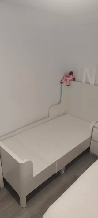 Armario Brimnes y Cama Busunge IKEA y colchon