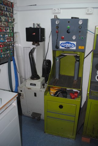 TRASPASO TIENDA REPARACIÓN DE CALZADO TUI