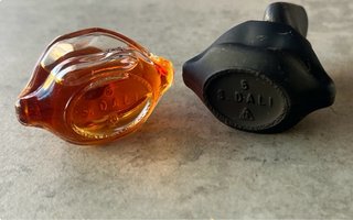 Miniature di Profumo Dalí e Ciondolo. Mai Usato