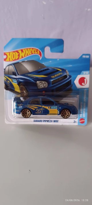 5 Hot Wheels