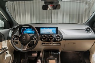 Mercedes-Benz GLA 180  2022