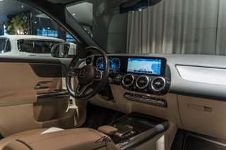 Mercedes-Benz GLA 180  2022