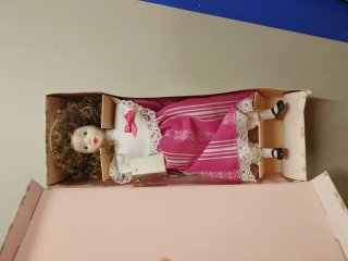 Lote Muñecas de porcelana vintage a estrenar fañas