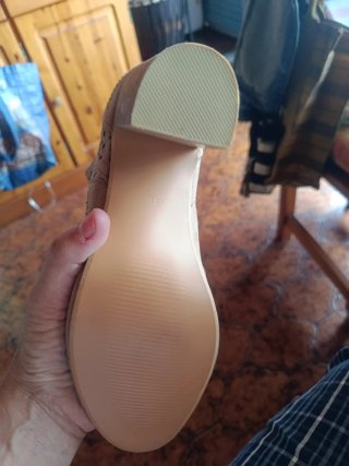 Sandalias Beige Doradas Verano tipo botín cawboy