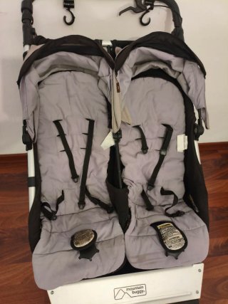 Carro Gemelar Mountain Buggy Duet 3.0