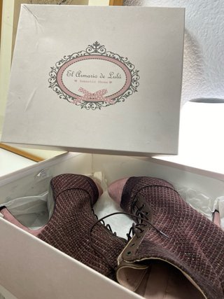 Botines de tacón con cordones y tejido