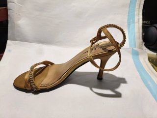 Zapatos de tacón ROSMARY talla 36 dorados