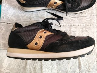 Scarpe Saucony Jazz nere e oro