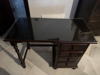 Escritorio madera con cristal