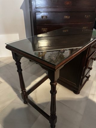 Escritorio madera con cristal