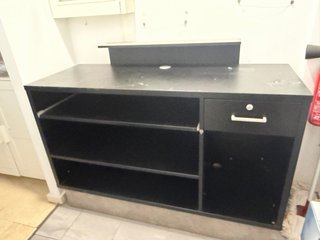 Mesa de mostrador negra