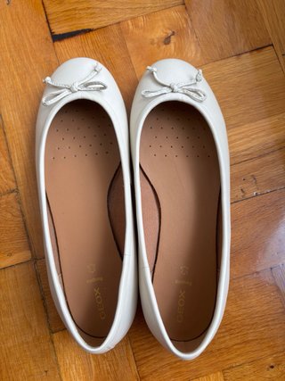 Bailarinas Geox Beige con Lazo