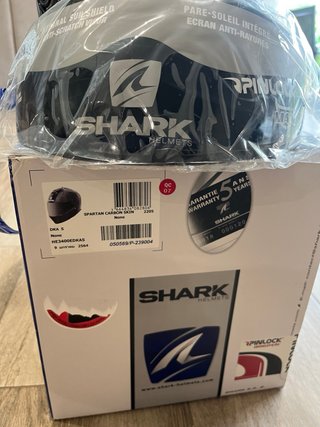Casco Shark Spartan Carbon Talla S y MNegro