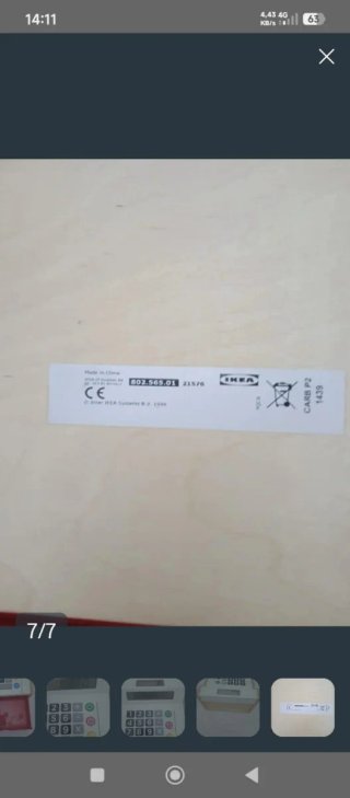 Calculadora de juguete de madera