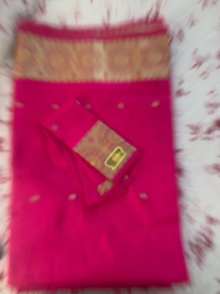 Sari de seda rosa y dorado sin estrenar