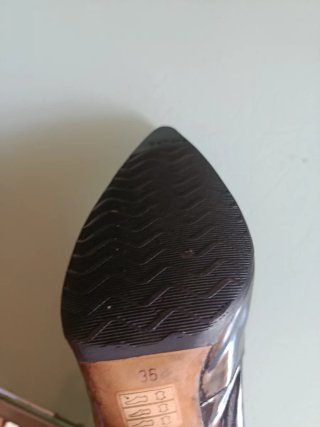 Zapatos de tacón Carolina Herrera negros
