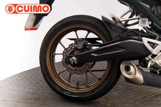 HONDA CB 125 R
