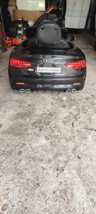 Coche eléctrico Audi S5 niño