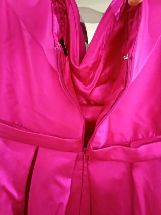 Vestido de fiesta fucsia