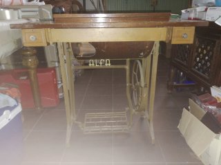 Mesa de costura ALFA madera y metal