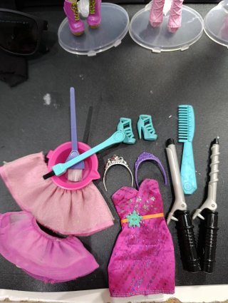 Accesorios Barbie: Vestido, Zapatos y Más
