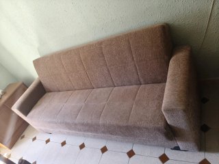 Sofá cama de 3 plazas en tela beige/marrón
