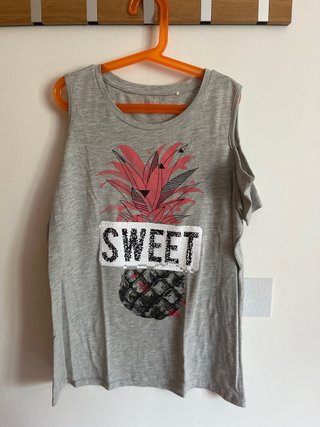 Camiseta Esprit con piña y lentejuelas