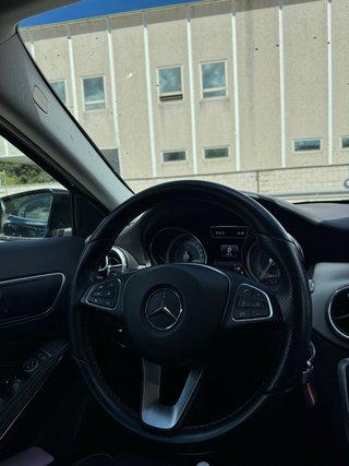 Mercedes-Benz GLA 200d