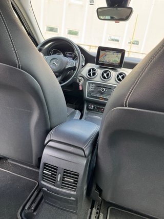 Mercedes-Benz GLA 200d