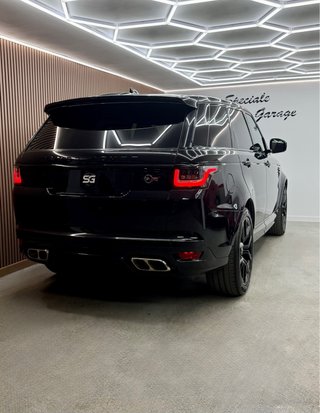 Land Rover Range Rover Sport SVR