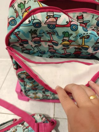 Lote escolar con carrito y accesorios