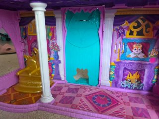 Casa de muñecas, Castillo Enchantimals Royal Ball