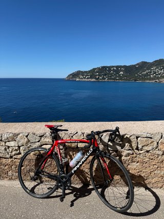 Bicicletta da strada in carbonio Pinarello