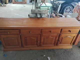 Aparador de madera maciza