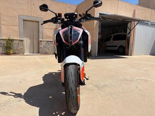 KTM 1290 Super Duke R NAKED