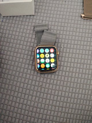 Smartwatch Oro y Rosa con Correas
