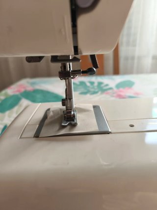 Máquina de coser Alfa Modelo 5304