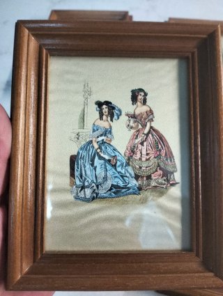 Lotto 4 quadretti vintage stampe dame del 800 stil