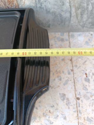 Plancha Eléctrica Portátil Negra.