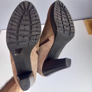 Stivaletti camoscio donna tacco alto