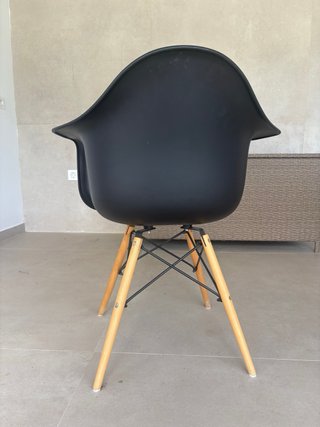 Sillón Eames DAW Negro Plástico