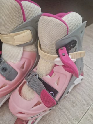 Patines rosas y casco B'Twin talla 28-32
