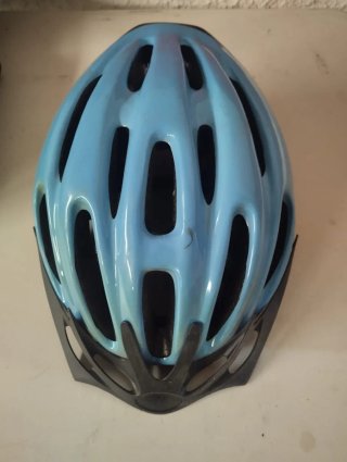 Bicicleta Montaña 24 Azul y Negra y casco