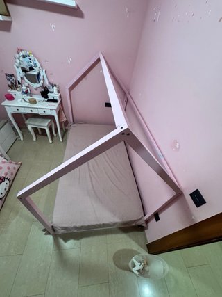 Estructura Cama Casita Montessori Rosa