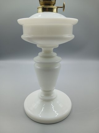 Lampada a petrolio Art Decò